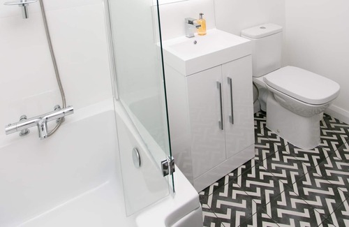 Portrush Apartment | Coast & City - Eglinton Street