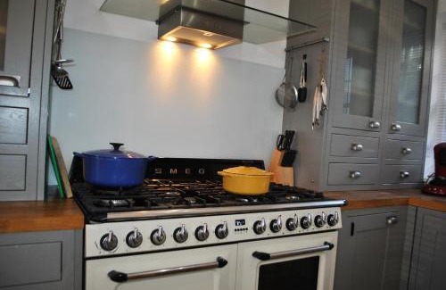 St Monans House | Coast Cottage- traditional fishermans cottage