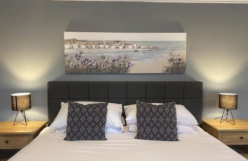 Cromer House | Coast House Cromer - Sleeps 15, hot tub, sea views