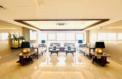 Pasay Apartment | Coast Residences - 2 Bedroom with Balcony facing Mall of Asia, Manila Bay & Pool View