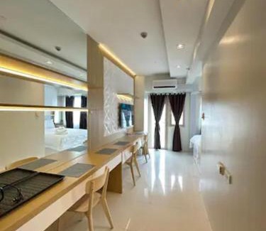 Pasay Apartment | Coast Residences Penthouse with skyline and manila bay view