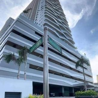 Pasay Apartment | Coast Residences Penthouse with skyline and manila bay view