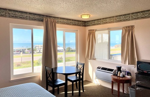 San Simeon Hotel | Coast Riders Inn