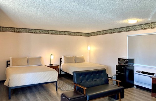 San Simeon Hotel | Coast Riders Inn