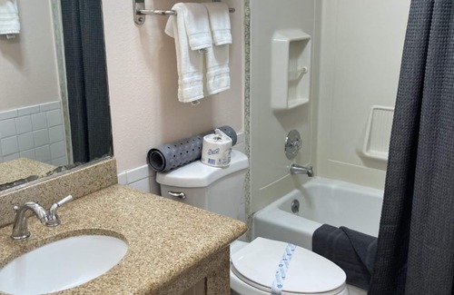 San Simeon Hotel | Coast Riders Inn