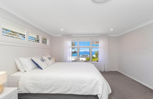 Killcare Heights House | 'Coastal Ambience' by HolidayCo
