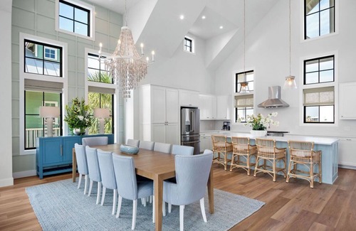 Cinnamon Shore Cottage | Coastal Belle 117 WI