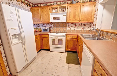 Butler Beach Apartment | Coastal Bliss Beach Condo With Pool Free Tix