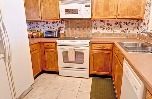 Butler Beach Apartment | Coastal Bliss Beach Condo With Pool Free Tix