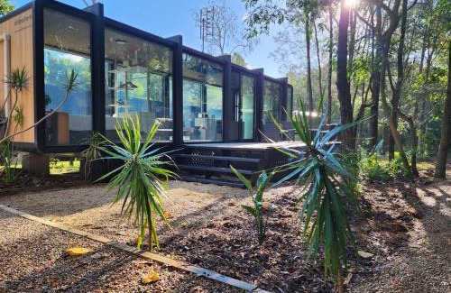 New Brighton Apartment | Coastal Bliss New Brighton Eco Pod 50m to Beach