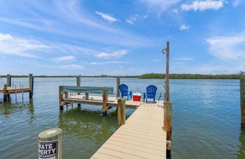 Siesta Key House | Coastal Breeze Siesta – Entire 4-Unit Complex with Dock