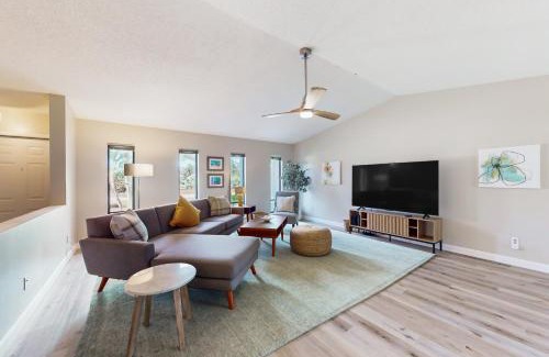Bradenton House | Coastal Breezes