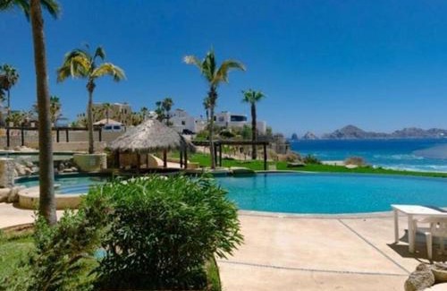 Cabo Bello Apartment | Coastal Chic at Misiones Arch & Sea View