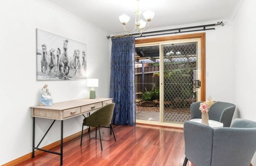 Hallett Cove House | Coastal Comfort 4BR Vacation Home in Hallett Cove