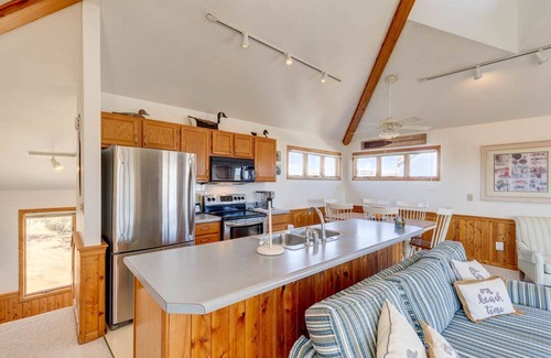 Whalehead Beach House | Coastal Comfort | 985 ft from the beach | Private Pool, Hot Tub | Corolla
