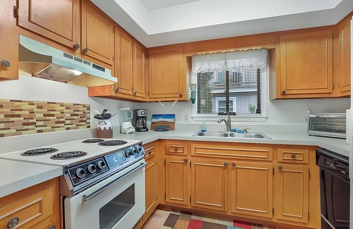 Crescent Beach Cottage | Coastal Cottage on 28th