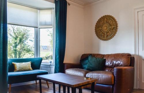 Loftus House | Coastal Cottage