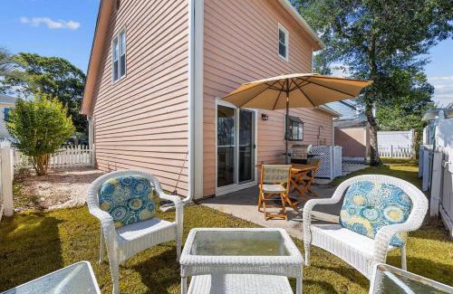 Crescent Beach House | "coastal Cottage"