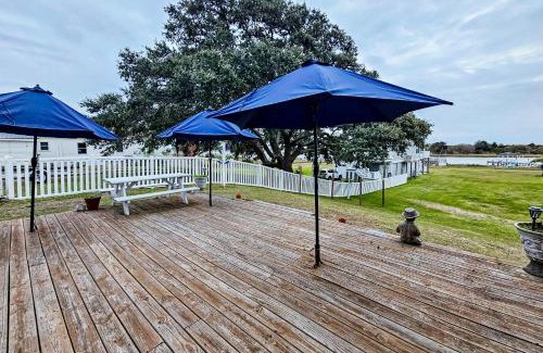 Shallotte House | Coastal Cottage