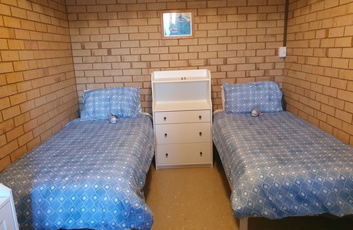 Denham Apartment | Coastal Court Denham