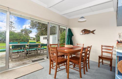 Waipu Cove House | Coastal Cove - Waipu Cove Holiday Home
