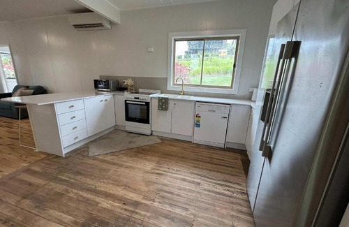 Yamba House | Coastal Echo - Oceanstays - Pet Friendly