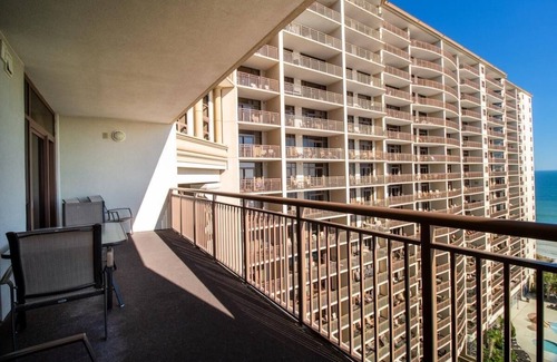 Windy Hill Condo | Coastal Elegance 2BR Condo Jetted Tub and Balcony