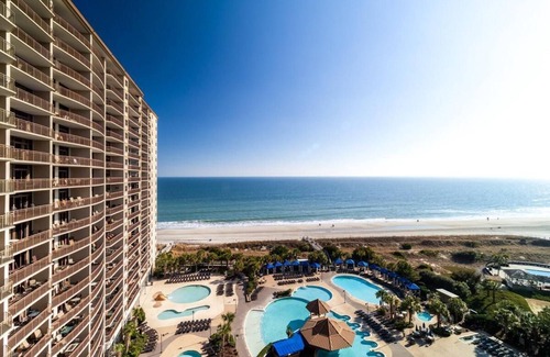Windy Hill Condo | Coastal Elegance 2BR Condo Jetted Tub and Balcony