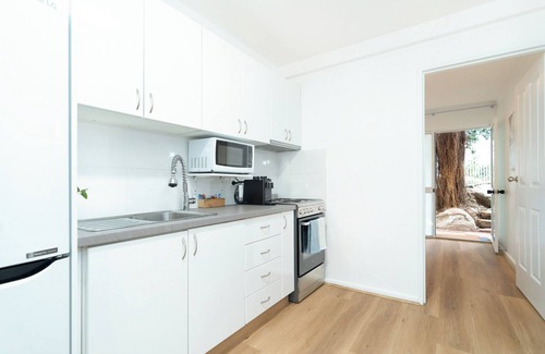 Scarborough Apartment | Coastal Escape Salty Breeze w Pool & Slide!