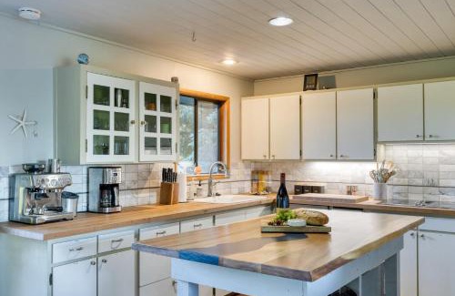 Neahkahnie Beach House | Coastal escape w balcony firebowl ocean views near Manzanita Sunset House by AvantStay
