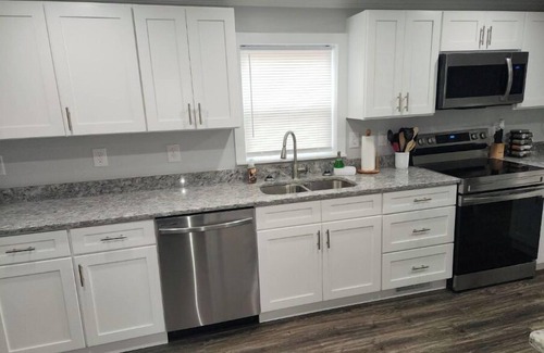 Morehead City House | Coastal Getaway 5 min from the beach and Morehead's Waterfront
