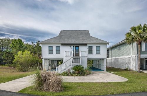 Oceanmarsh Subdivision House | Coastal Harbor Island Getaway < 1/2 Mile to Beach