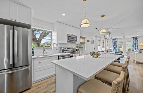 Jacksonville Beach House | Coastal Hideaway – Walk to Beach, Dog-Friendly w/Gazebo & Gourmet Kitchen!
