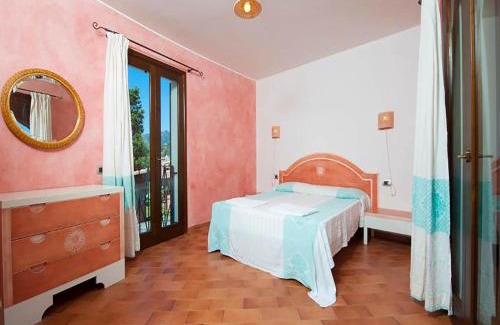 Campulongu Apartment | Coastal Hideaway with Pool