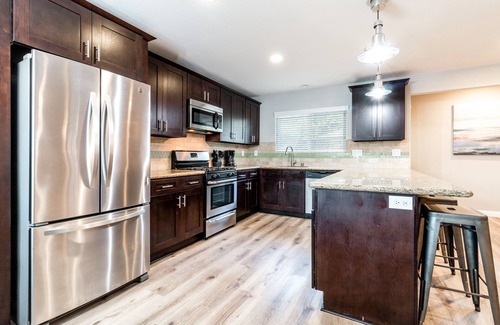 Oceanside House | Coastal Home Perfect for Large Families and Groups of Friends