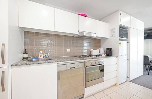 Glenelg Apartment | Coastal Living at Oaks: Pier Apartment - Ocean Views - no 124