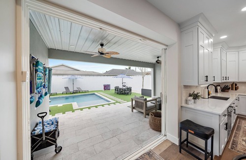Southgate House | Coastal Lodge | Private POOL + Hot TUB