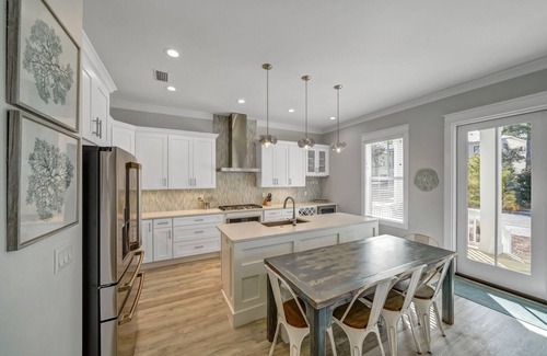 Lakeside at Blue Mountain Beach House | Coastal Luxury on 30A: 4br/4ba: golf cart, walk to beach, shopping, & dining!