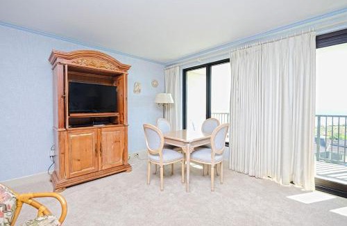 Litchfield by the Sea House | Coastal Oasis Inviting 3BR Condo with Resort Pool
