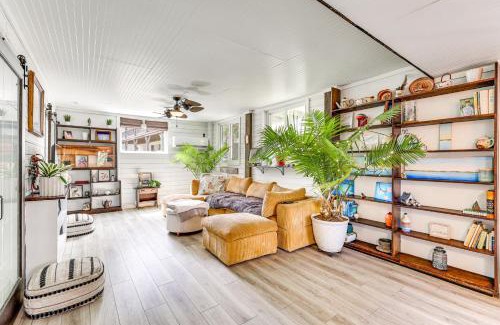 Topsail Beach Apartment | Coastal Oasis with Hot Tub Walk to Beach!