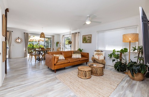 Palm Beach Villa | Coastal Palms Villa 1 - 4 Bed Plunge Pool