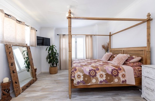 Palm Beach Villa | Coastal Palms Villa 1 - 4 Bed Plunge Pool
