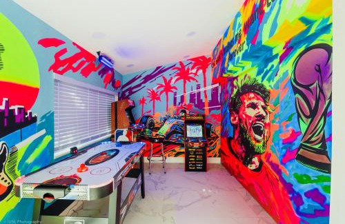 South Lake Villa | Coastal Paradise - Game Room, Minigolf, 4 Bedrooms, 7 min to Beach & BBQ