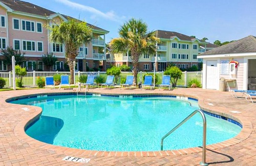 Central Myrtle Beach Apartment | Coastal Pearl