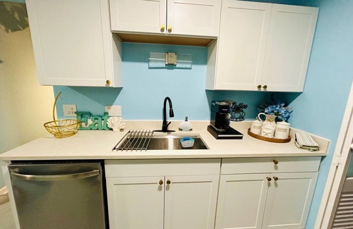 Charlotte House | Coastal Retreat Near Pineville/CLT 3BD 2BTH