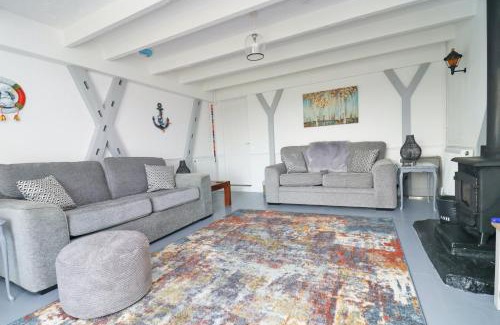 Treburrick House | Coastal retreat surrounded by open countryside