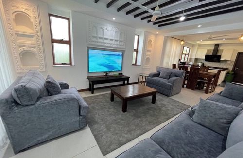 Mtwapa Villa | Coastal Villa Sultan Palace