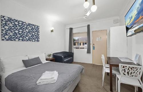 Sawtell Apartment | Coasters 29