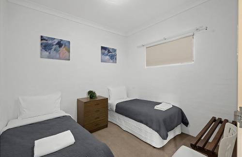 Sawtell Apartment | Coasters 29