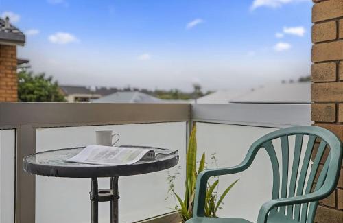 Sawtell Apartment | Coasters 9